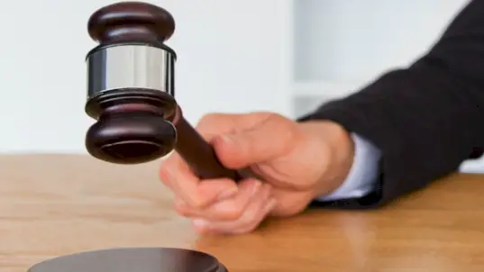 Inadmisibilidad del recurso de apelación por inconcurrencia injustificada del sentenciado recurrente (Apelación N.º  409-2024 Puno)