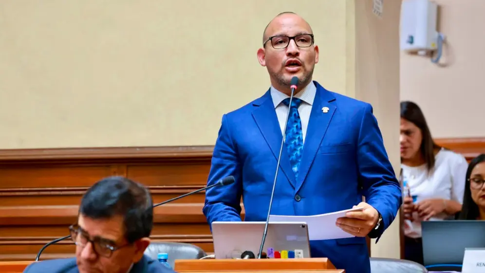 Congreso aprueba informe que cuestiona acuerdo con Odebrecht y señala presuntas irregularidades