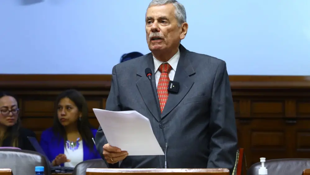 Congreso debate polémico proyecto para eximir de responsabilidad penal a policías y militares por muertes en protestas